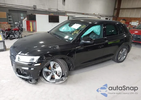 2020 Audi Q5 Premium 45 Tfsi Quattro S Tronic z USA, uszkodzony, nr VIN WA1ANAFY2L2076217